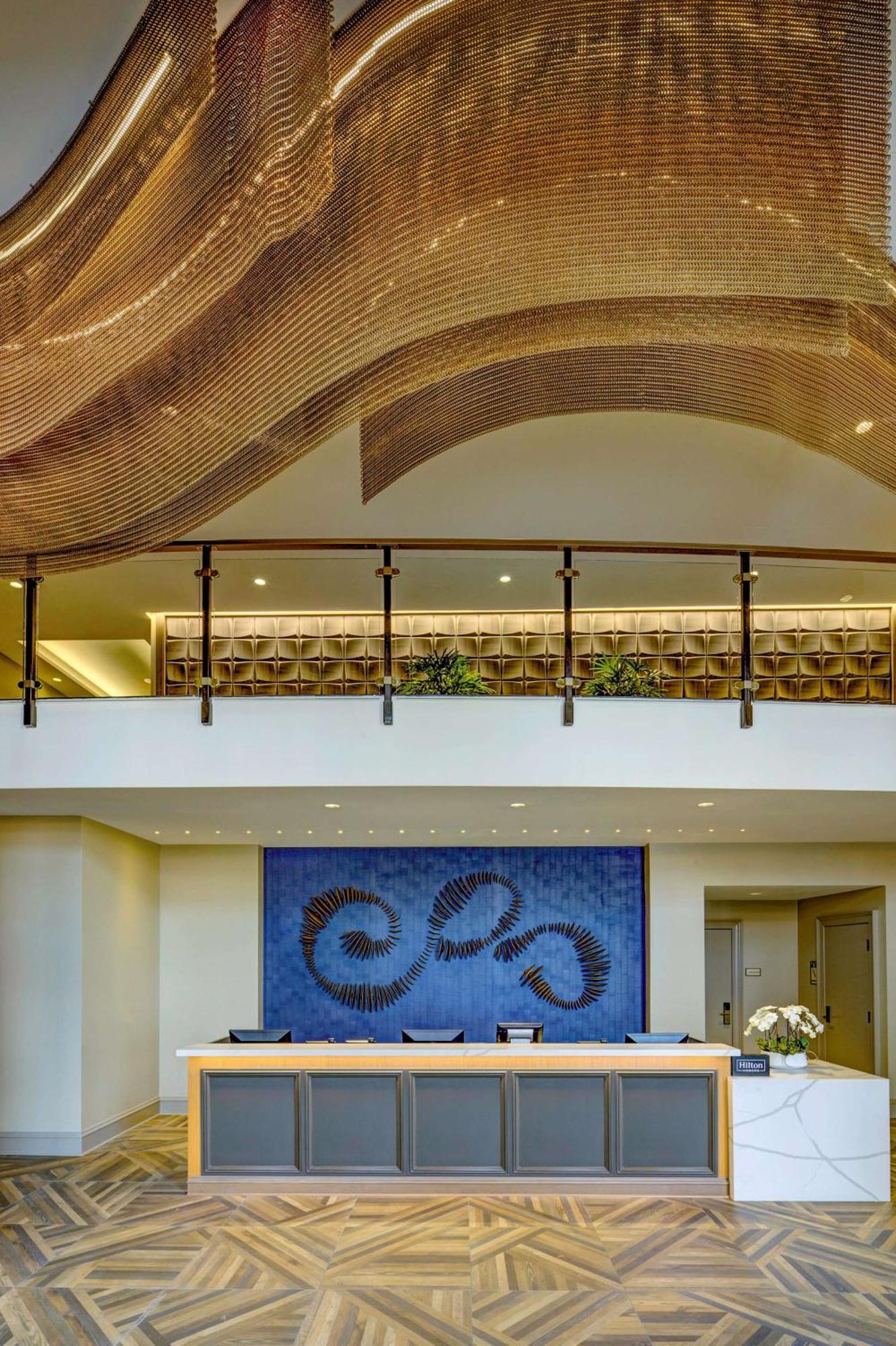 Embassy Suites By Hilton Virginia Beach Oceanfront Resort Exterior photo